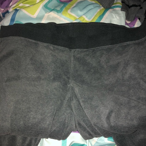 💥💫HOST PICK💫💥Best in Maternity 9/2/19 - Picture 4 of 4